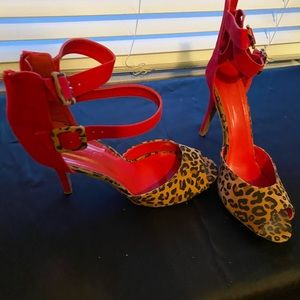 Cute red/leopard size 11 heels